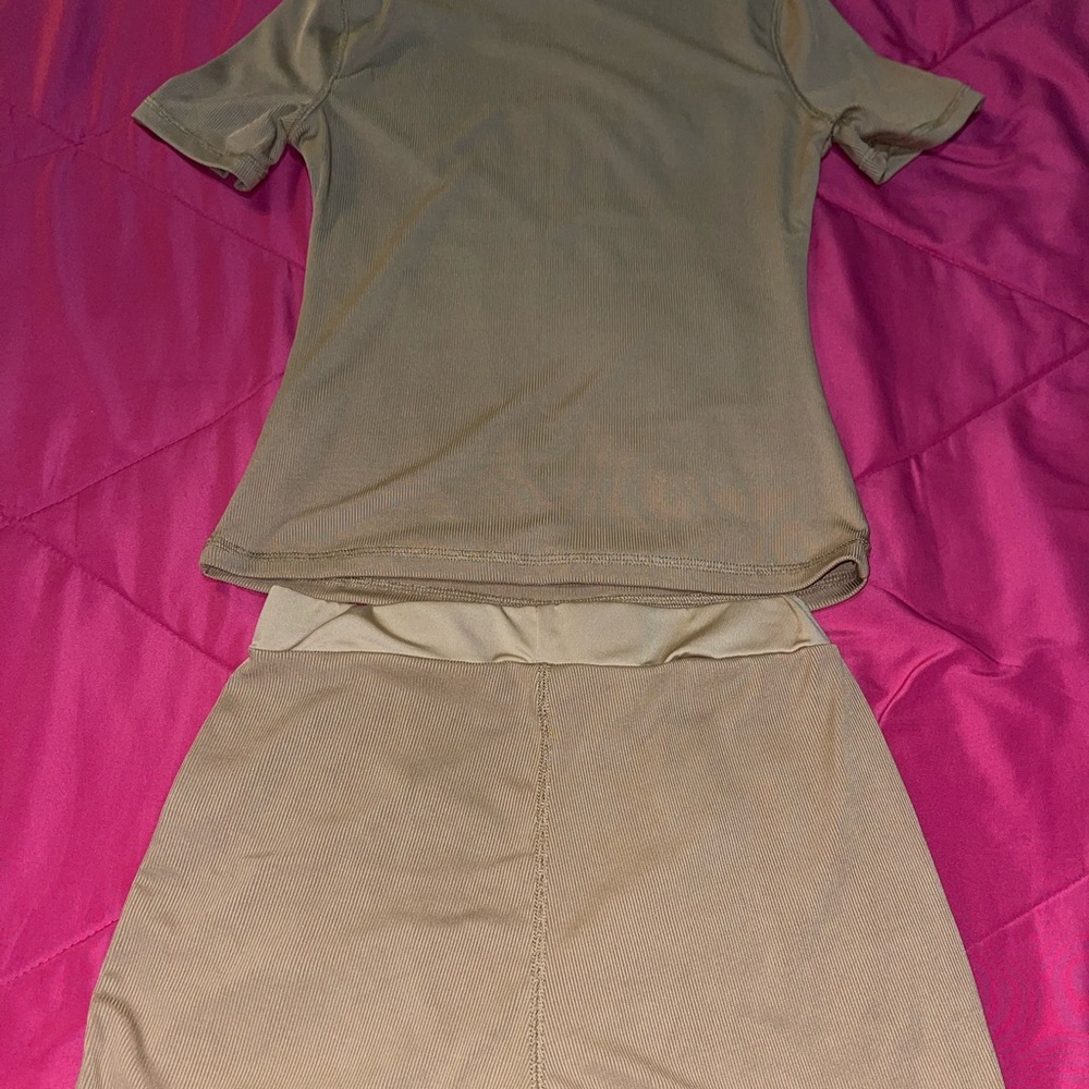 2 piece set